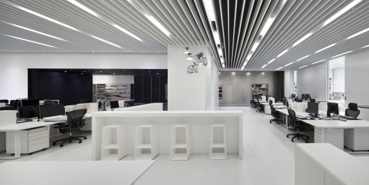 Hyundai Advances Design Studion / Delugan Meissl Associated Architects