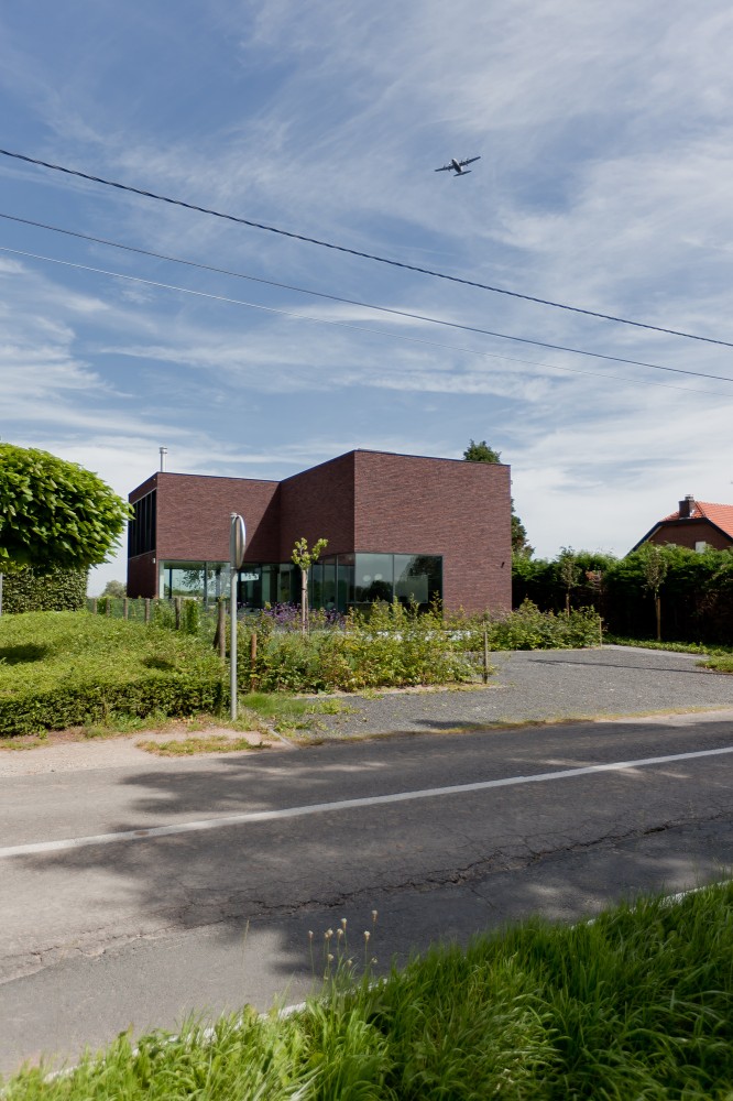 House LV / Areal Architecten