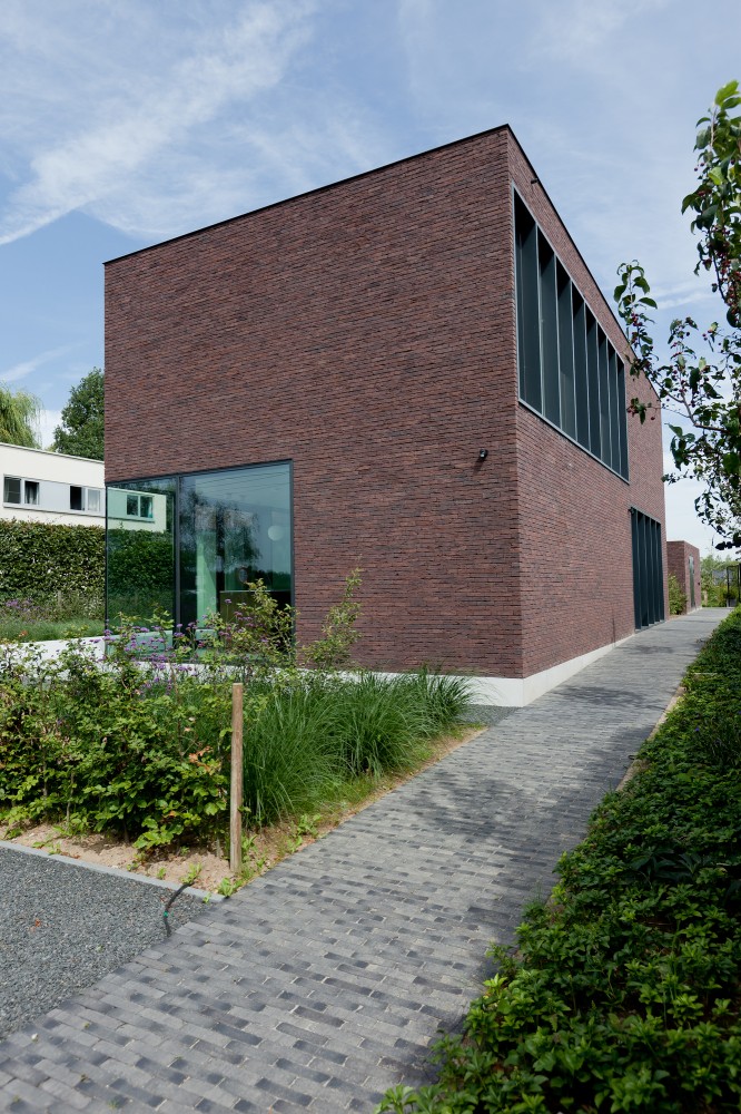 House LV / Areal Architecten