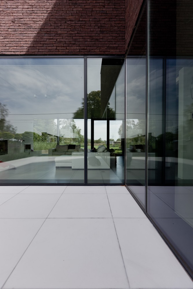 House LV / Areal Architecten