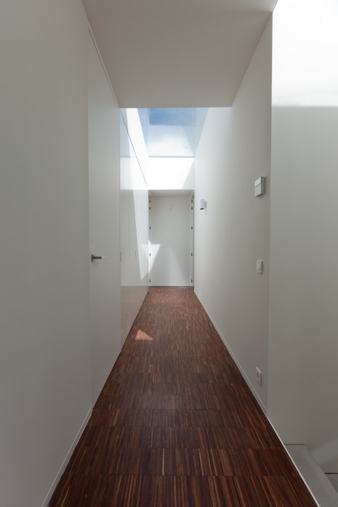 House LV / Areal Architecten