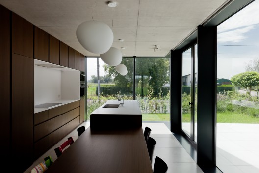 House LV / Areal Architecten