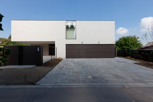 Courtyard House VW / Areal Architecten