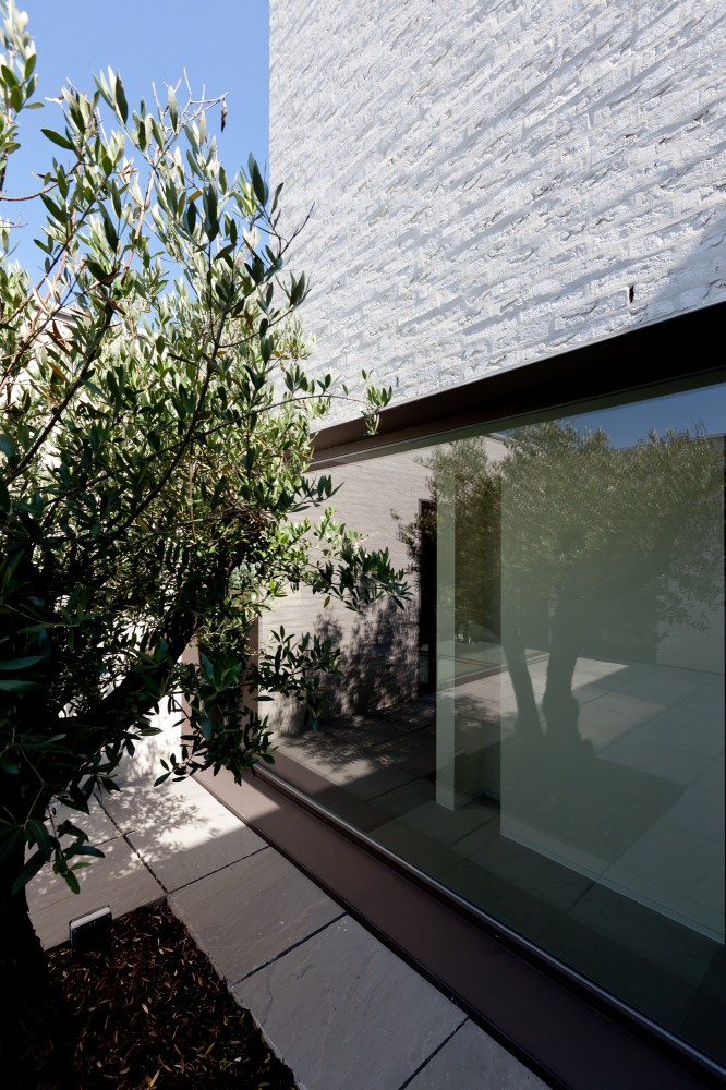 Courtyard House VW / Areal Architecten