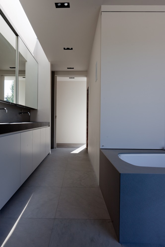 Courtyard House VW / Areal Architecten