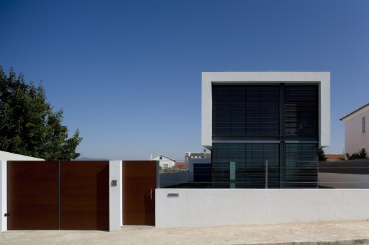 DT House / Jorge Graca Costa