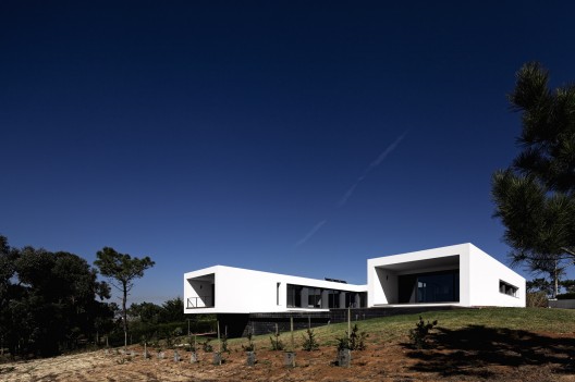 U House / Jorge Graca Costa