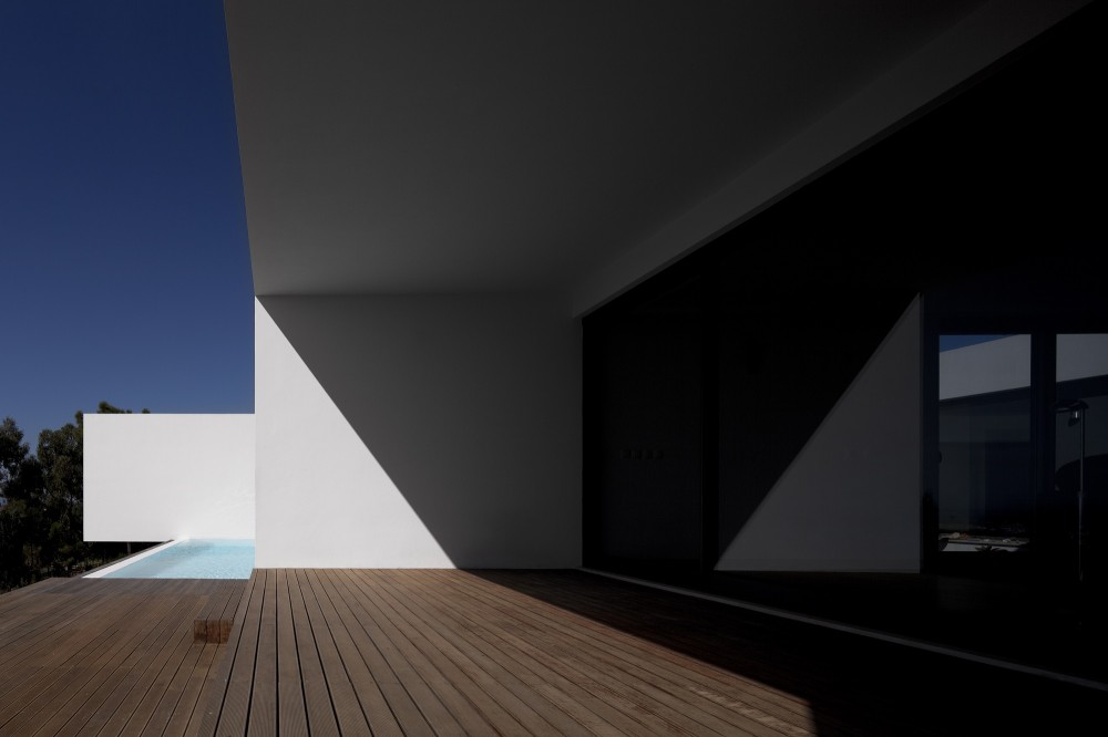 U House / Jorge Graca Costa