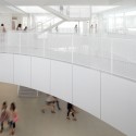 Setsunan University Hirakata / Ishimoto Architectural © Daici Ano
