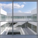 Setsunan University Hirakata / Ishimoto Architectural © Daici Ano