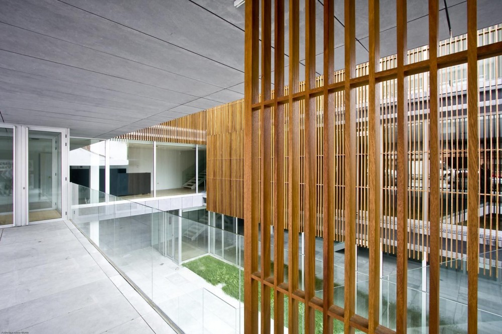 Boecillo Municipal Civic Centre / José M. Martínez + Inés Escudero + Fernando Nieto