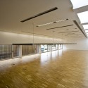 Boecillo Municipal Civic Centre / José Martínez, Inés Escudero, Fernando Nieto Boecillo Municipal Civic Centre / José Martínez, Inés Escudero, Fernando Nieto © Pedro Iván Ramos Martín