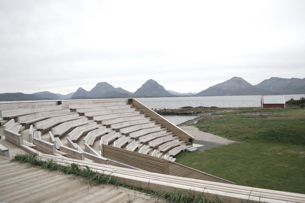 Gurisentret Outdoor Stage and Visitor Centre / Askim/Lantto Architects