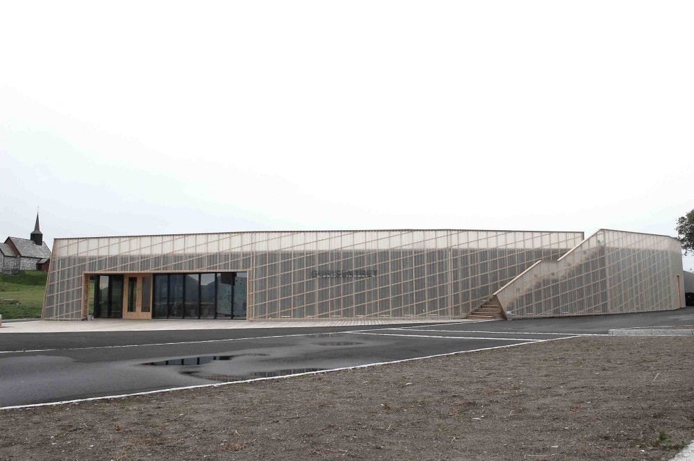 Gurisentret Outdoor Stage and Visitor Centre / Askim/Lantto Architects