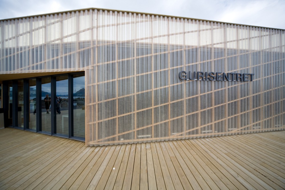Gurisentret Outdoor Stage and Visitor Centre / Askim/Lantto Architects