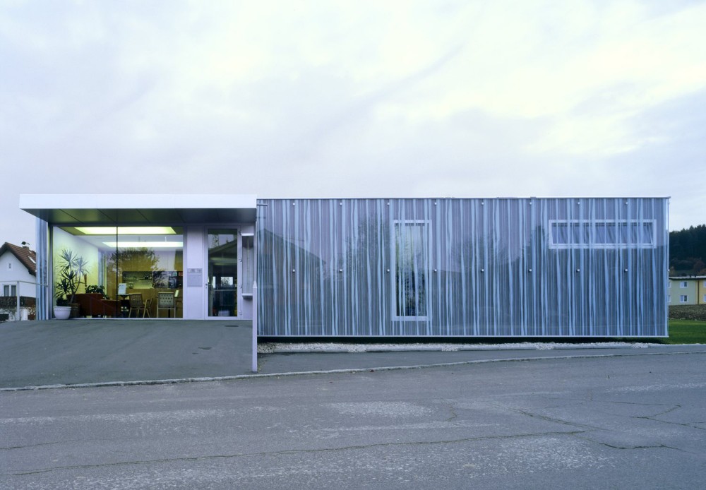 Physiotherapy and Rehabilitation Centre PUR / Schneider & Lengauer