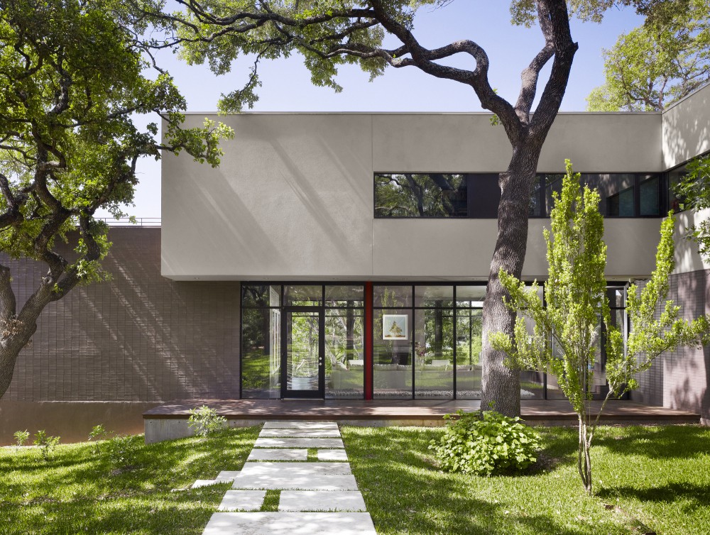 West Lake Hills Residence / Specht Harpman