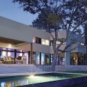 West Lake Hills Residence / Specht Harpman © Taggart Sorensen