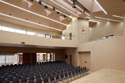 Community Centre Wallern / Schneider & Lengauer
