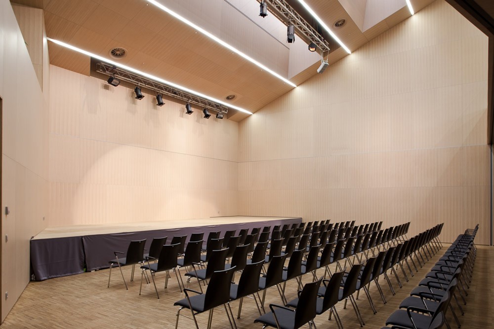 Community Centre Wallern / Schneider & Lengauer