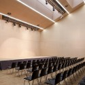 Community Centre Wallern / Schneider & Lengauer Community Centre Wallern / Schneider & Lengauer © Kurt Hoerbst