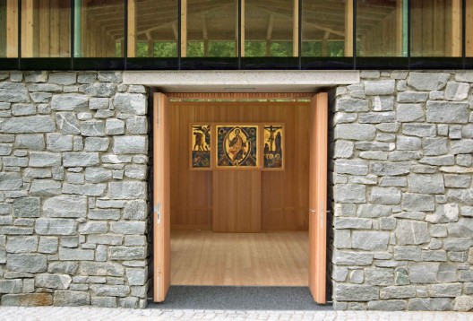 Cemetery and Wake Room / Schneider & Lengauer