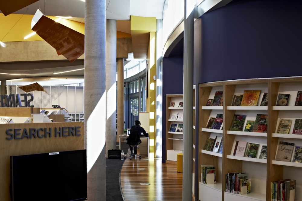 Cooroy Library / Brewster Hjorth Architects