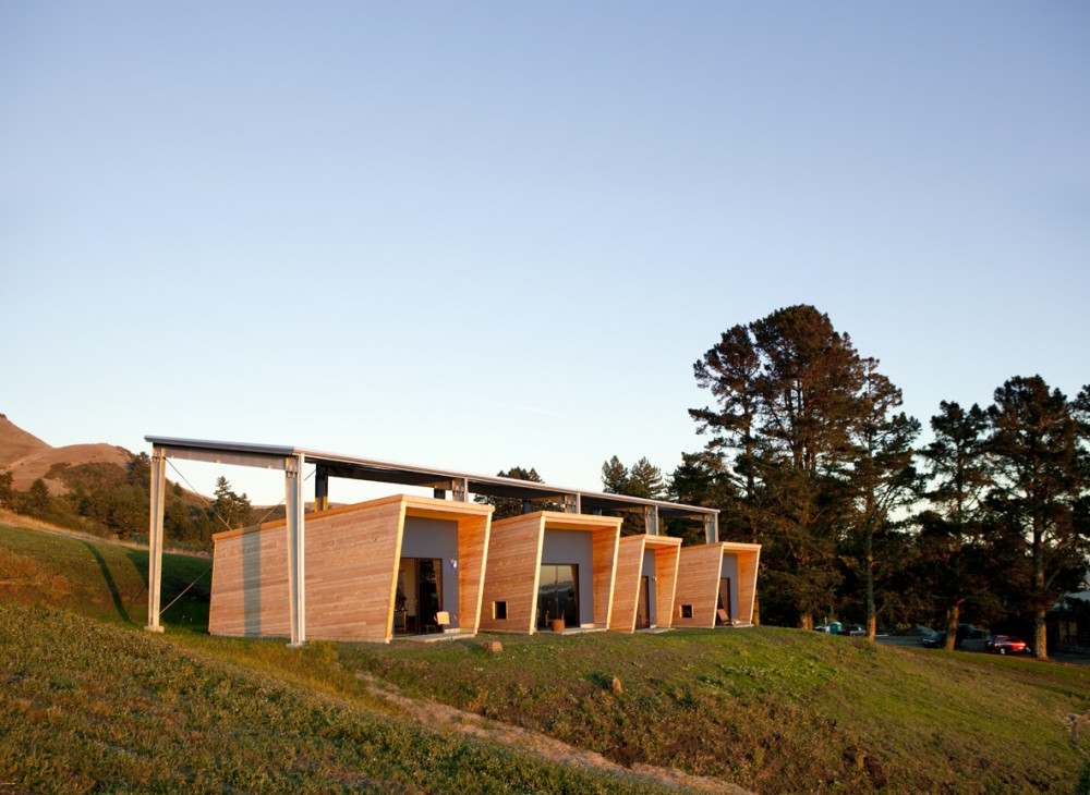 Diane Middlebrook Memorial Building / CCS Architecture