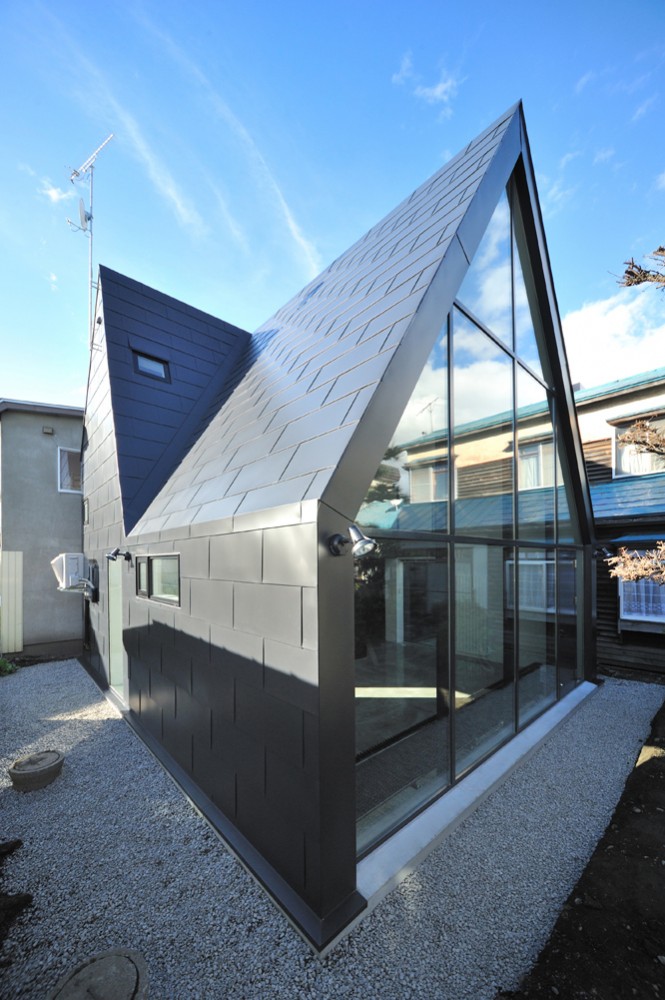 ASH House / I.R.A