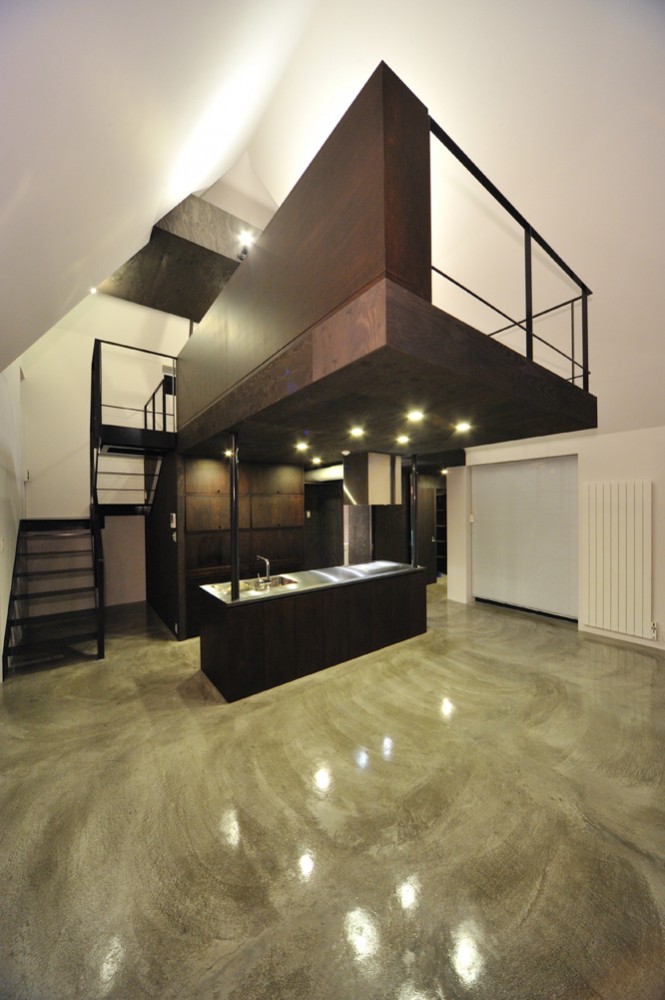 ASH House / I.R.A