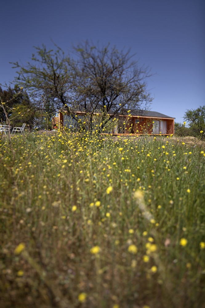 House MJ / COMUNarquitectos