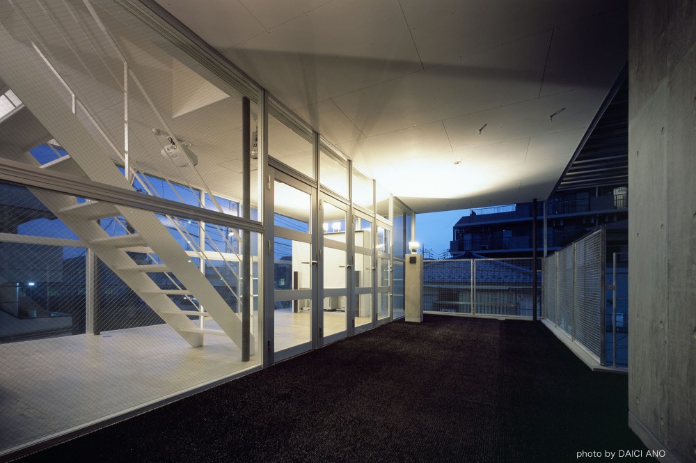 Kobuchi Apartment / Toru Kudo + architecture WORKSHOP