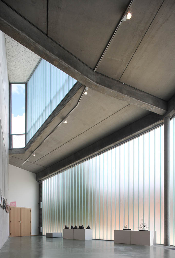 Espace Culturel Victor Jara / L’Escaut Architectures + Bureau d’études Weinand