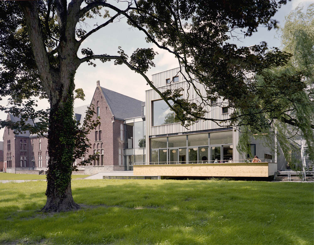 New wing of the Charleroi Museum of Photography / L’Escaut Architectures