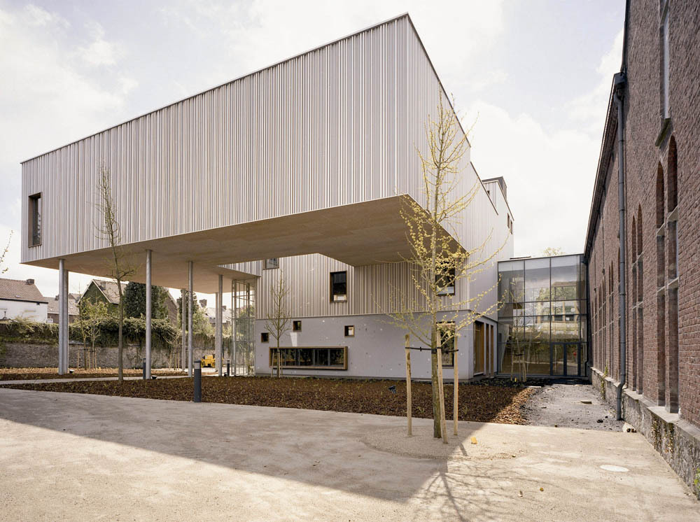 New wing of the Charleroi Museum of Photography / L’Escaut Architectures