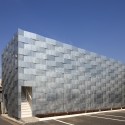 Edogawa Garage Club Renovation / Jun’ichi Ito Architect & Associates © Naoomi Kurozu