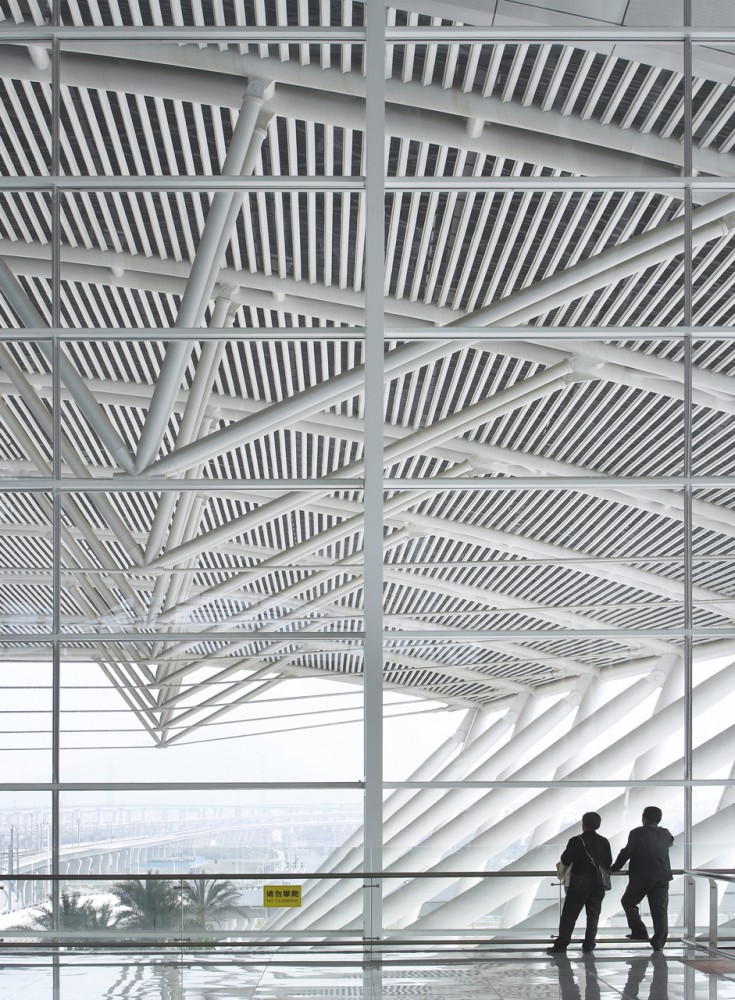 Guangzhou South Railway Station / TFP Farrells
