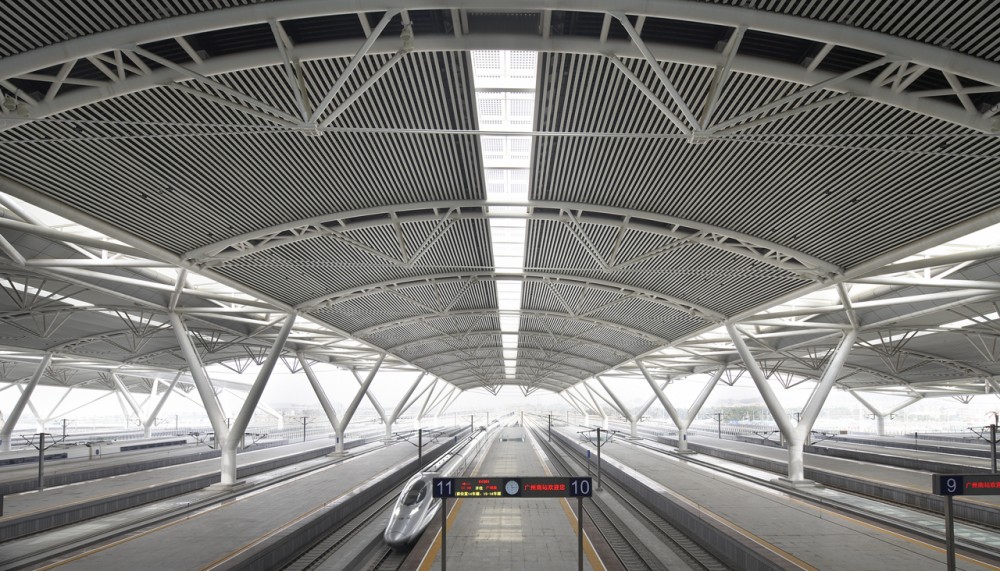 Guangzhou South Railway Station / TFP Farrells