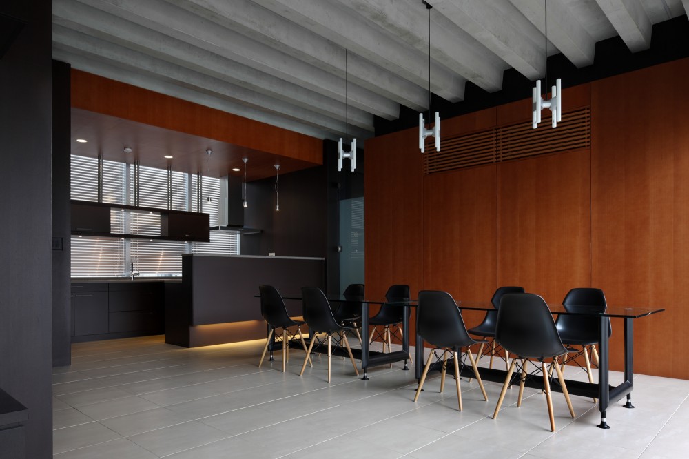 T.S.R.Building / Jun’ichi Ito Architect & Associates