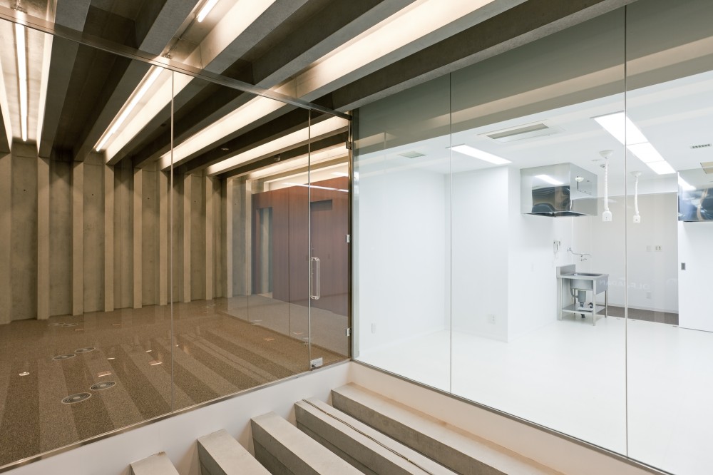 T.S.R.Building / Jun’ichi Ito Architect & Associates