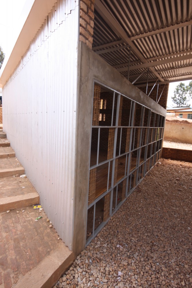Kimisagara Football for Hope Centre / KDAP with Architecture for Humanity