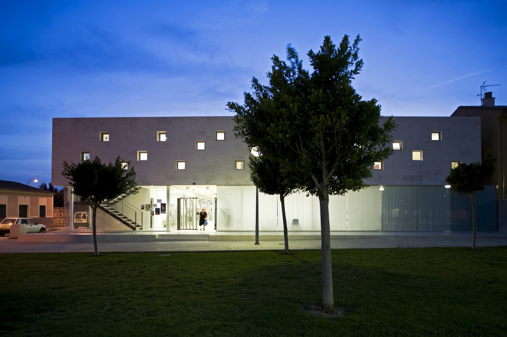 Cultural Center in Son Ferriol / Jordi Herrero + Sebastián Escanellas
