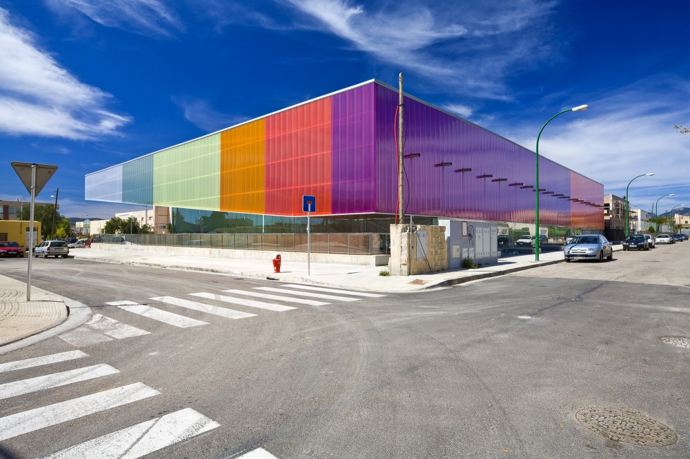 Polideportivo in Sa Indiotería / Jordi Herrero + Sebastián Escanellas