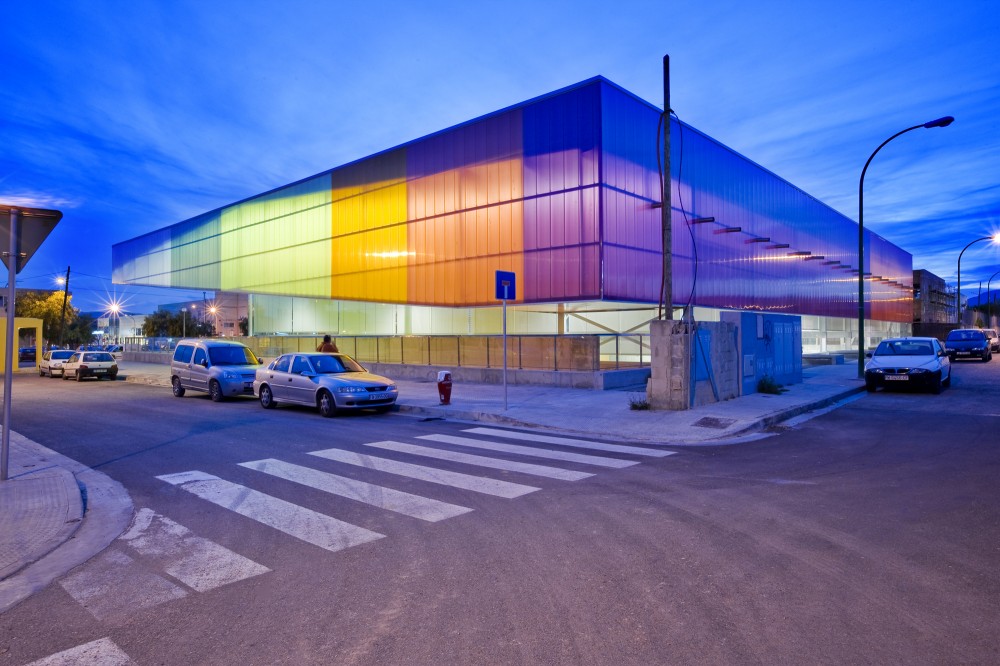 Polideportivo in Sa Indiotería / Jordi Herrero + Sebastián Escanellas