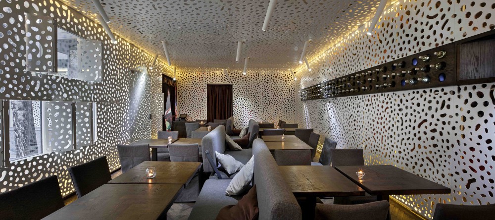 cafe c.a.f.e. / Drozdov and Partners
