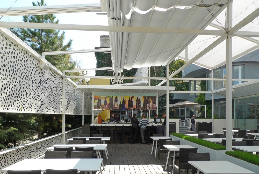 cafe c.a.f.e. / Drozdov and Partners