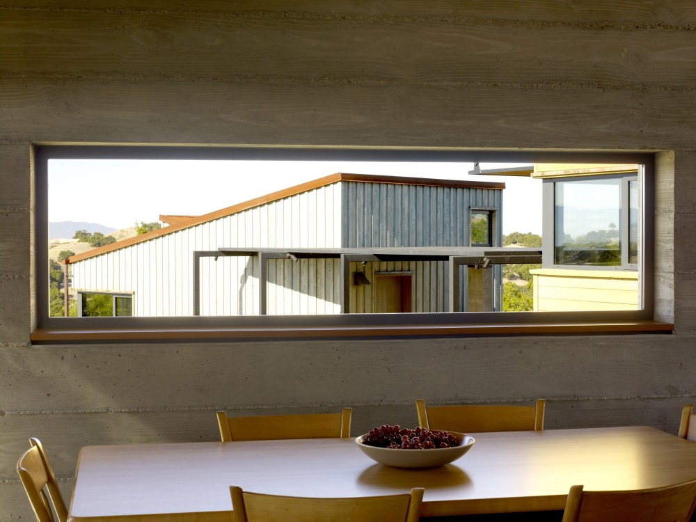 Santa Ynez House / Fernau + Hartman Architects