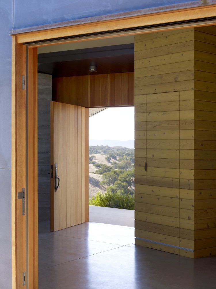 Santa Ynez House / Fernau + Hartman Architects