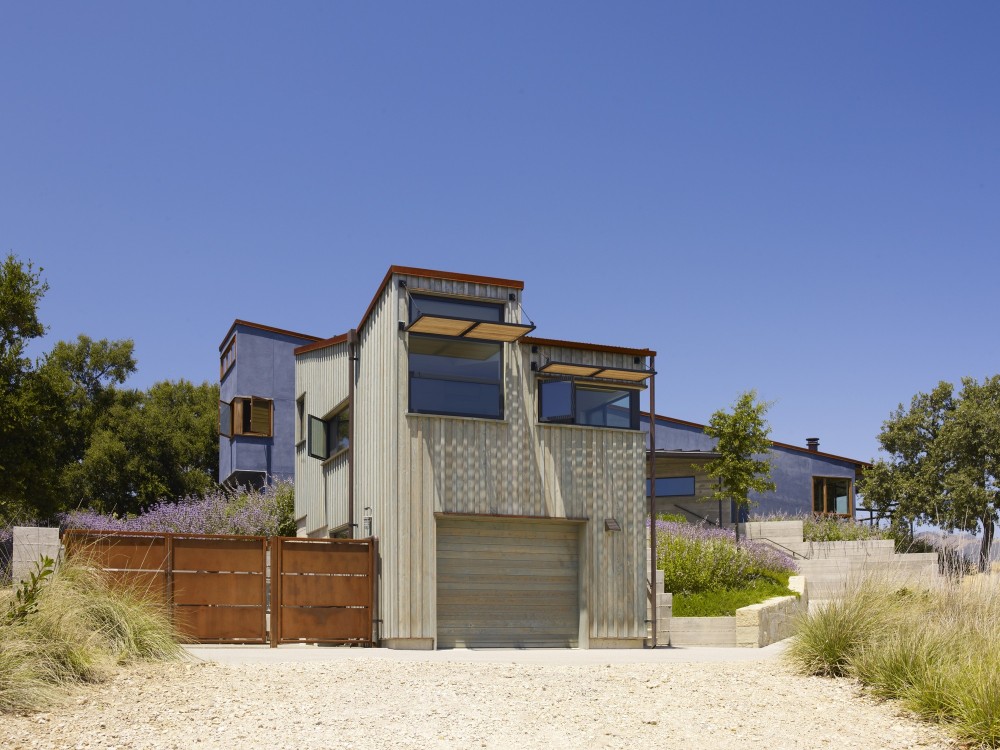 Santa Ynez House / Fernau + Hartman Architects