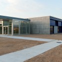 Primary School In O Revel / Cendón - Vázquez Arquitectos Primary School In O Revel / Cendón - Vázquez Arquitectos © Manuel G. Vicente